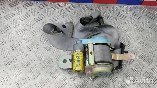 Ремень безопасности с пиропатроном сиденья передне