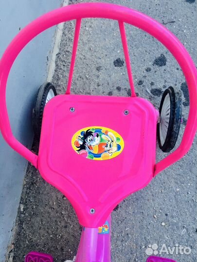 Детский трехколесный велосипед