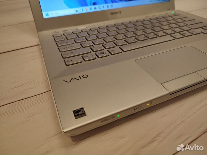 Ультрабук Sony vpcsb core i3/8gb/128ssd