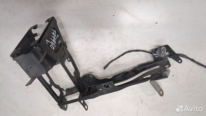 Кронштейн фары левый BMW 1 F20, F21, 2014