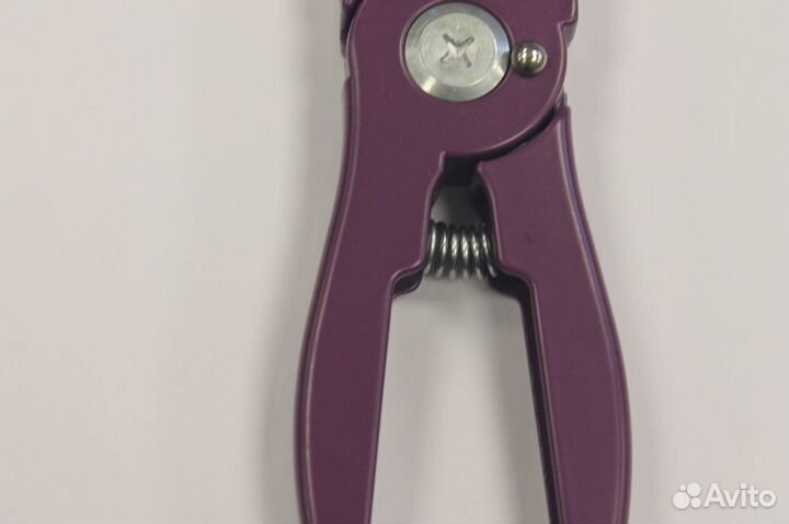 Клиппер (биркователь) для установки бирок