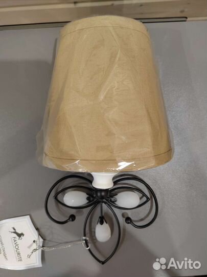 Настенные светильники (бра) 3 штуки