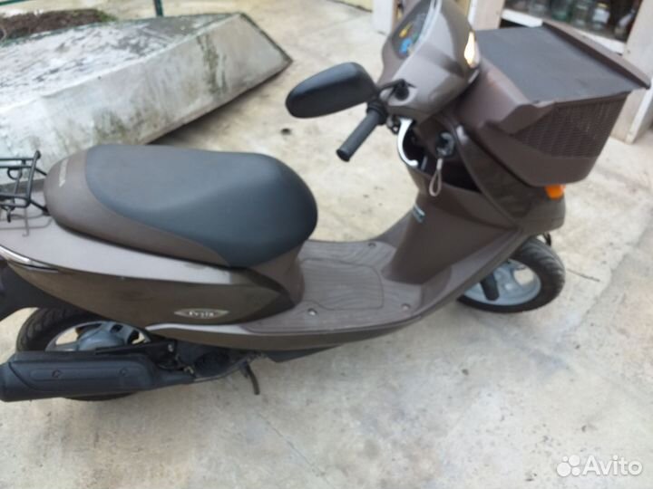 Honda Dio cesta