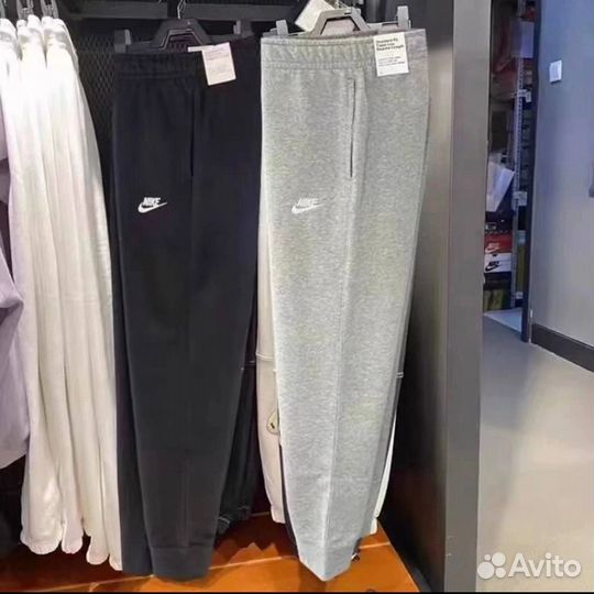 Спортивные штаны nike
