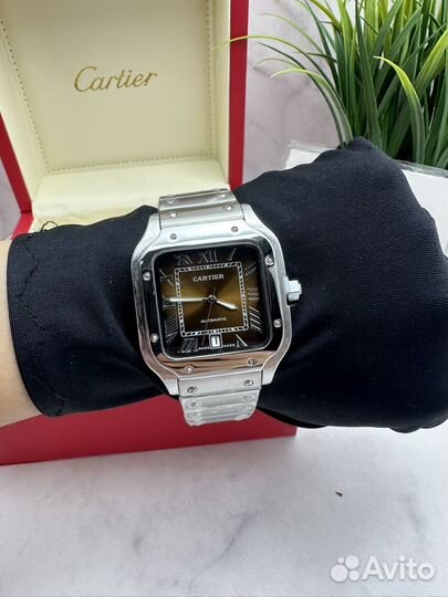 Наручные часы коричневые cartier