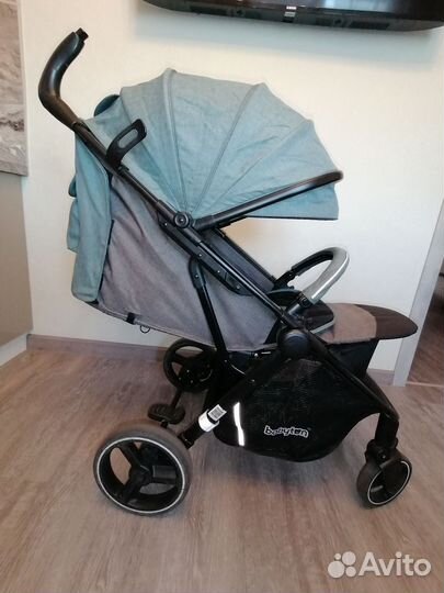 Коляска прогулочная