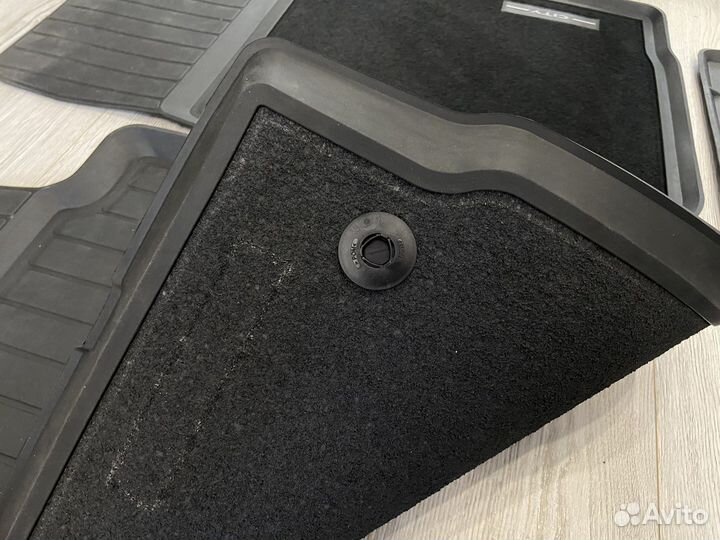 Оригинальные комбинированные ковры Renault Logan 2