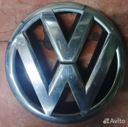 Орнамент - шильдик Фольксваген