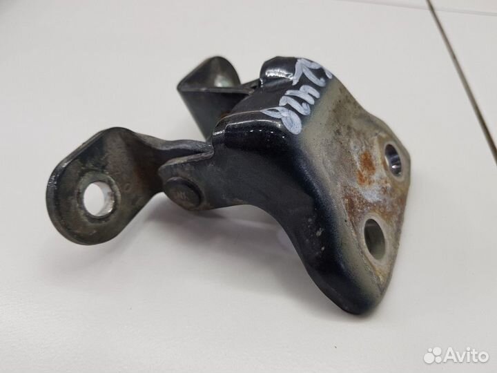 Петля двери передняя левая нижняя (Changan CS35)