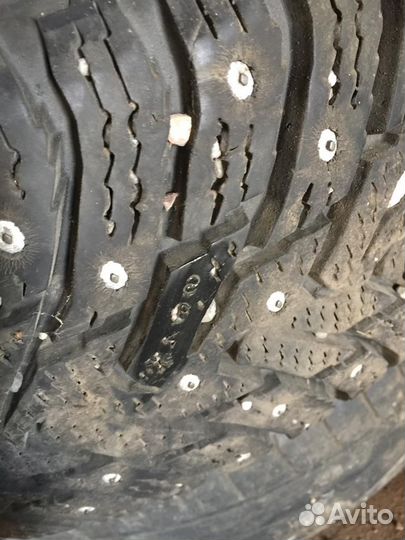 Nokian Tyres Hakkapeliitta 8 185/60 R15 88T