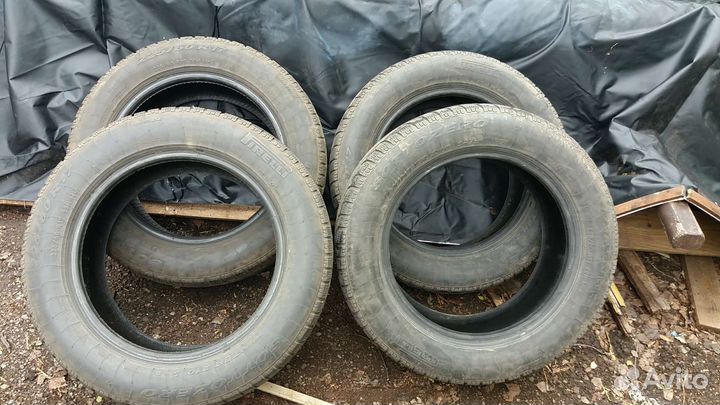 Pirelli Winter Sottozero 210 Serie II 225/60 R17