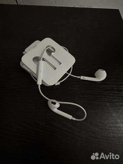 Наушники earpods