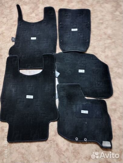 Автомобильные коврики