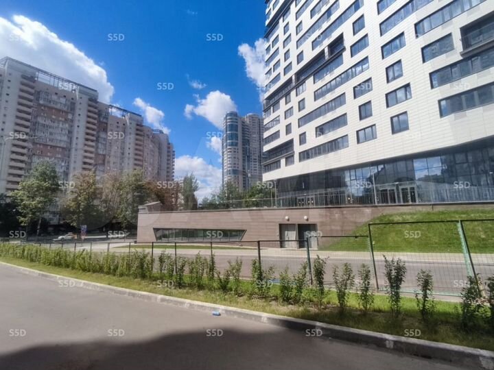 Сдам торговое помещение, 81 м²