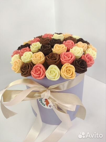 Шоколадные Розы - 51 шт в Шляпной Коробке