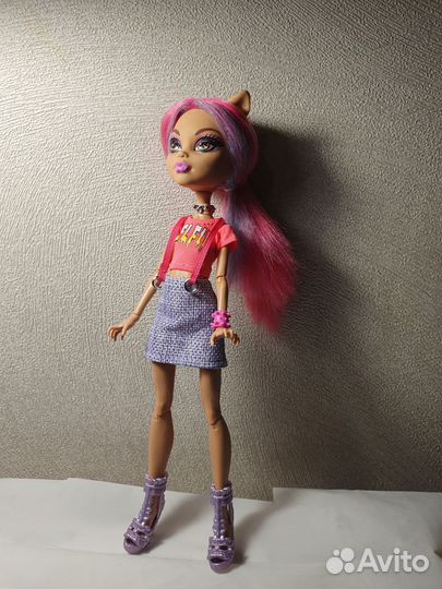 Кукла Монстер Хай Хоулин вульф