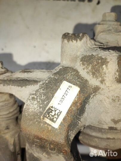 Суппорт тормозной передний левый Chevrolet Cruze