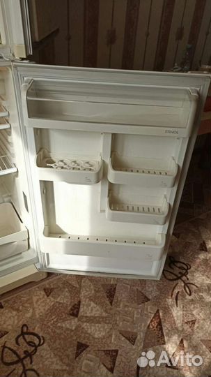 Холодильник Stinol