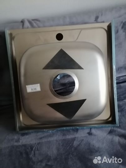 Мойка накладная orionis 50x50