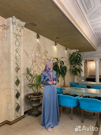 Вечернее платье