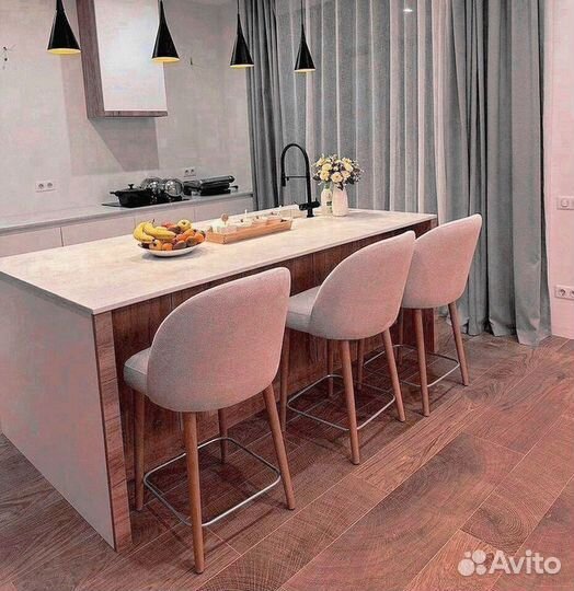 Барный стул