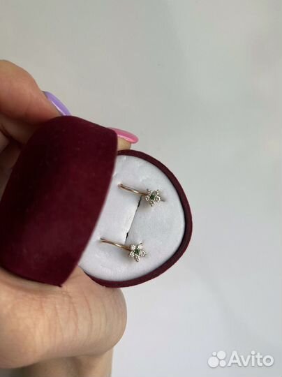 Золотые серьги