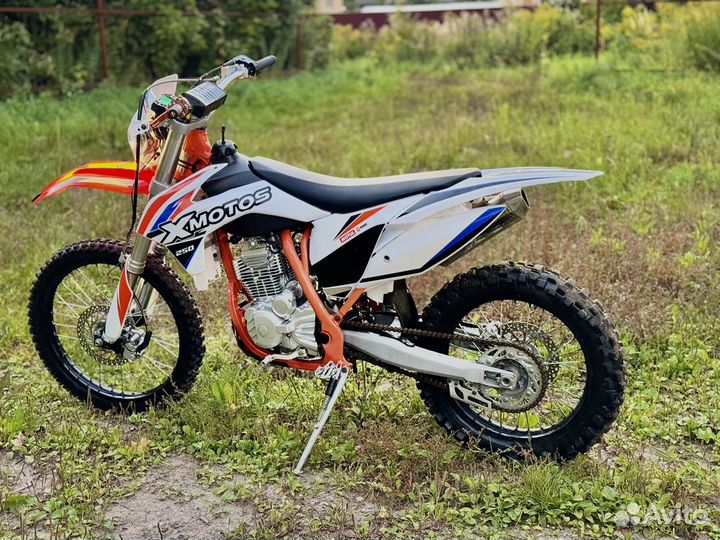 Кроссовый мотоцикл Xmotos 250 pro