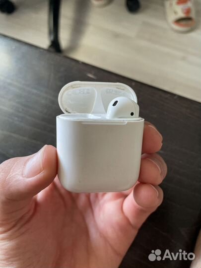 Apple airpods 1