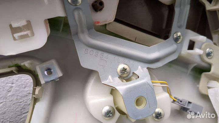 Дверная карта Infiniti QX56, 2011