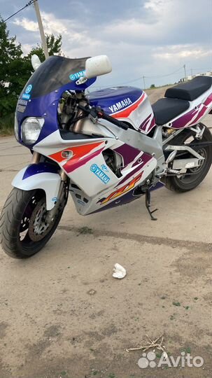 Yamaha yzf750r