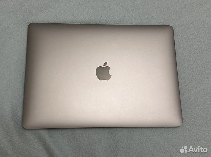 Apple macbook air 2020