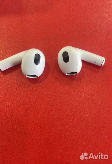 Беспроводные наушники Apple AirPods 3