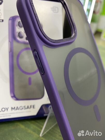 Чехол на iPhone 14 pro max keephone