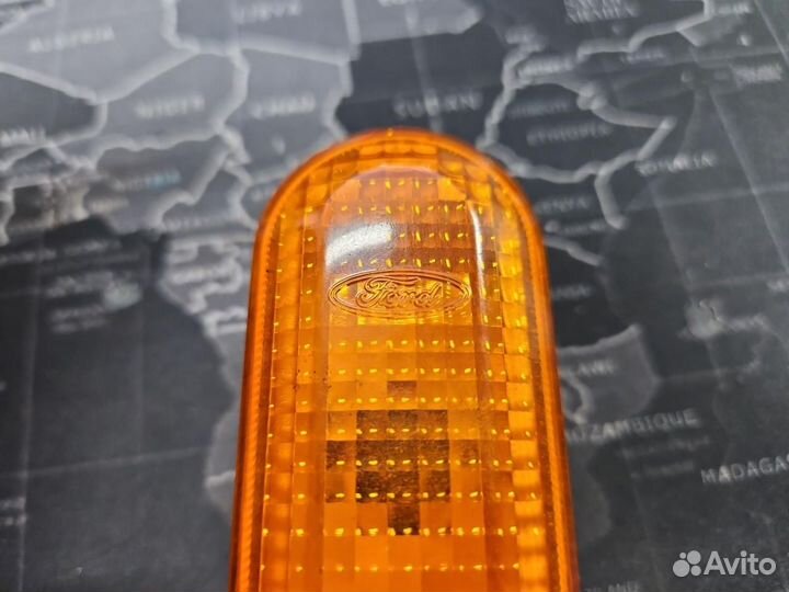 Повторитель поворота на крыле Ford Fusion рест