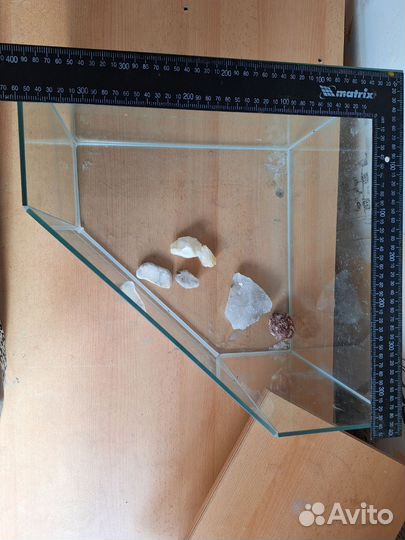 Аквариум угловой