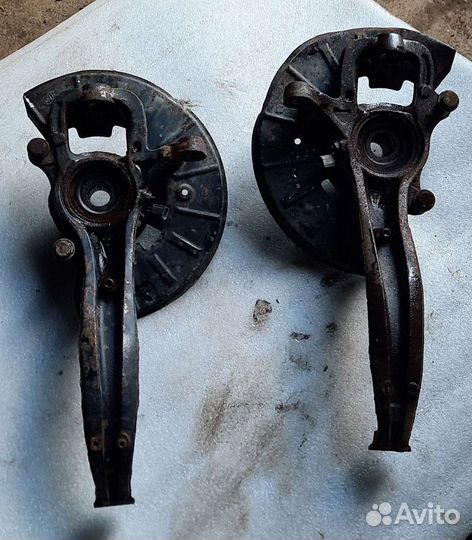 Кулак поворотный Фольксваген Туарег 1