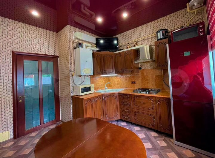 2-к. квартира, 61 м², 10/10 эт.