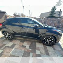 Toyota C-HR 2.0 CVT, 2021, 18 000 км, с пробегом, цена 2 890 000 руб.