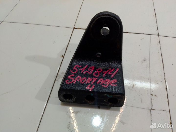 Кронштейн опоры двигателя левый (Kia Sportage)