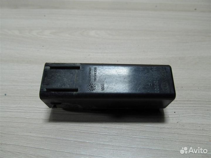 Реле свечей накала Hyundai Santa Fe IV 4 (TM) c