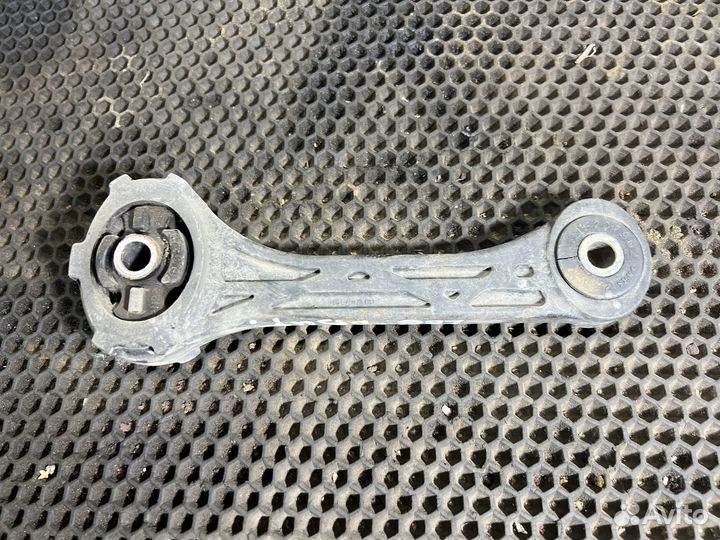 Подушка двигателя subaru legacy 2