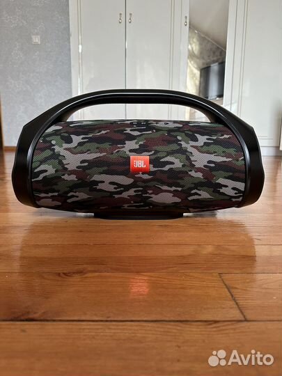 Портативная колонка JBL boombox