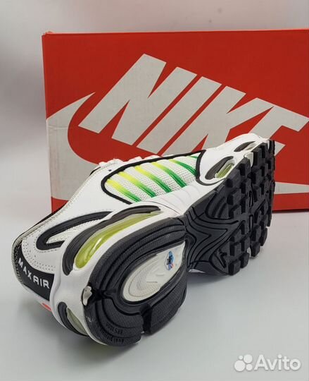 Кроссовки nike AIR MAX tailwind 4