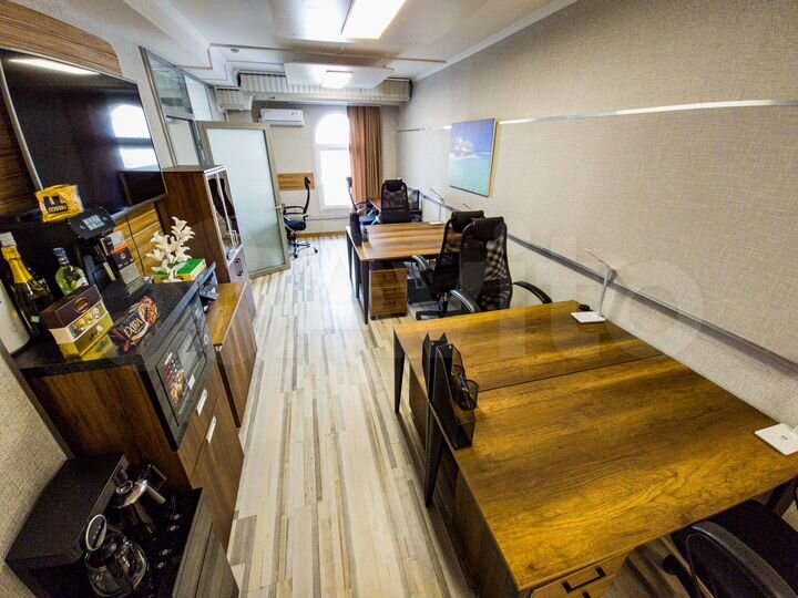 Офис с директорской в БЦ Мастер - с парковкой