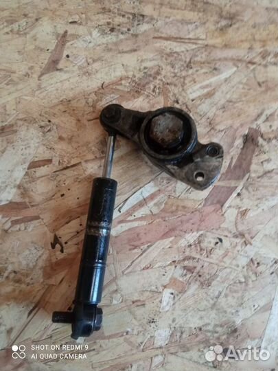 Натяжитель ремня Mercedes Benz w124