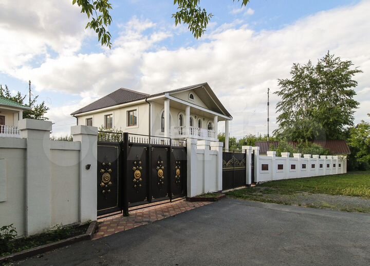 Продам помещение свободного назначения, 380 м²