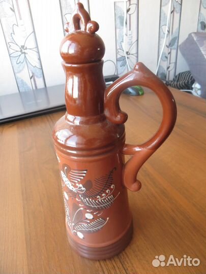 Графин с пробкой.Керамика