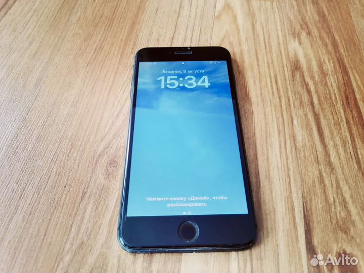 iPhone 8 plus 128gb