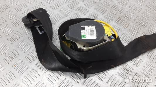 Ремень безопасности с пиропатроном сиденья передне