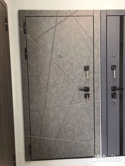 Дверь входная